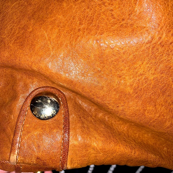 GUSTTO PARINA 100% Italian Fine Leather handbag! Gorgeous Bag ~ FREE SHIPPING! - Picture 12 of 16